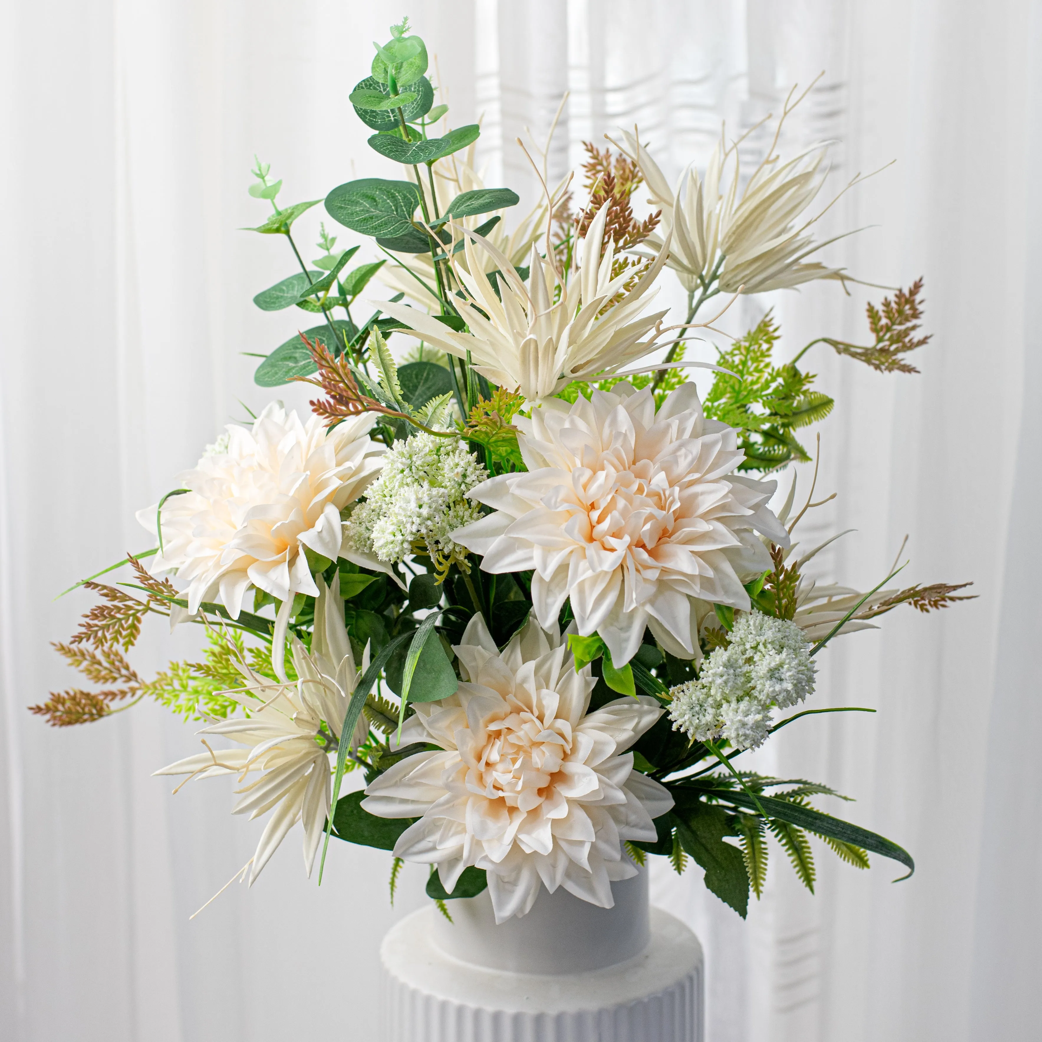 24" Dahlia & Epiphyllum Bush: White