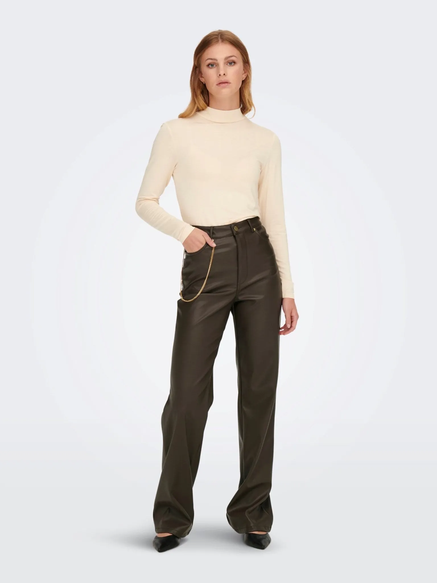 Camille Wide Faux Leather Pants - Delicioso