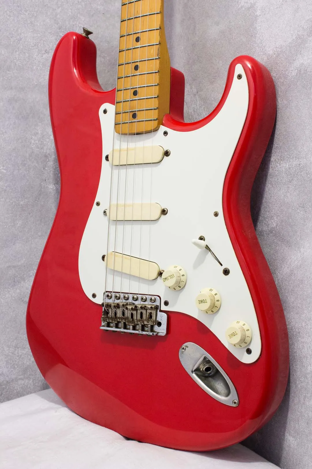 Fender Japan '54 Stratocaster ST54-85LS Fiesta Red 1988