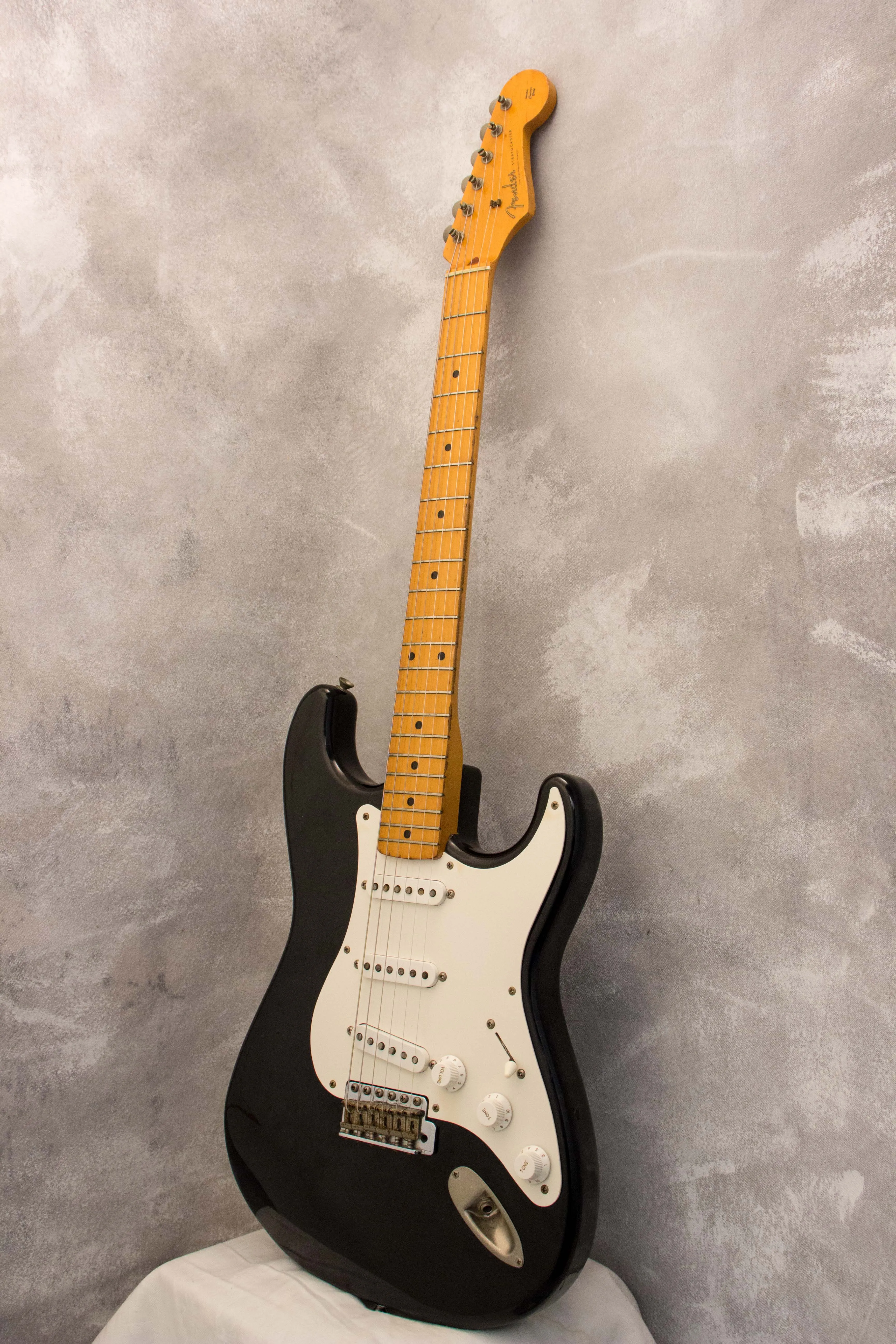 Fender Japan '57 Stratocaster ST57-55 Black 1986