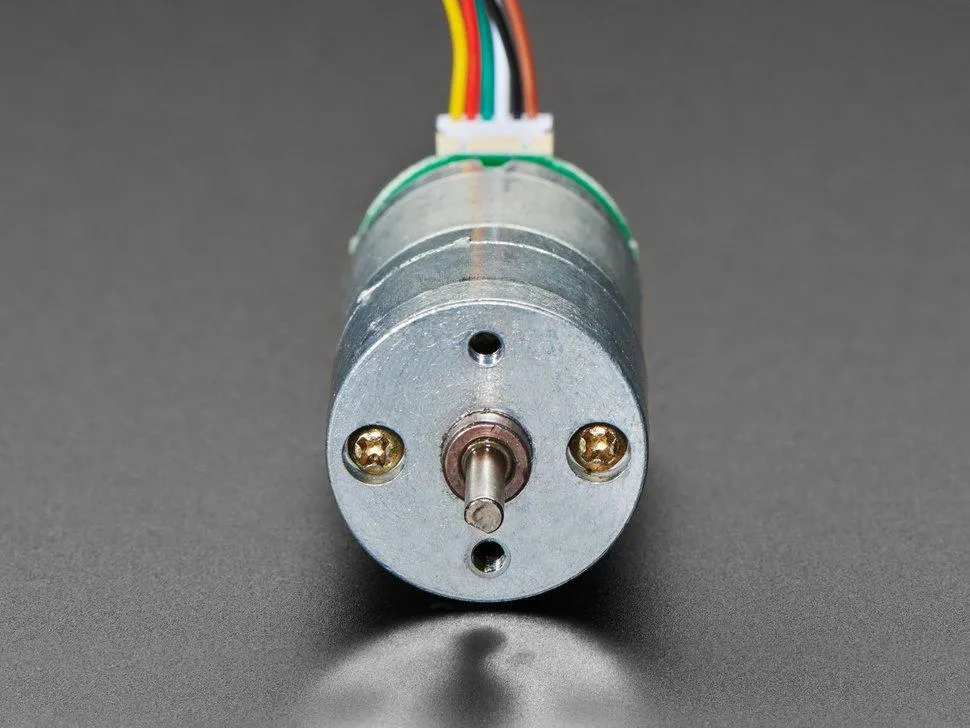 Geared DC Motor with Magnetic Encoder Outputs - 7 VDC 1:20 Ratio