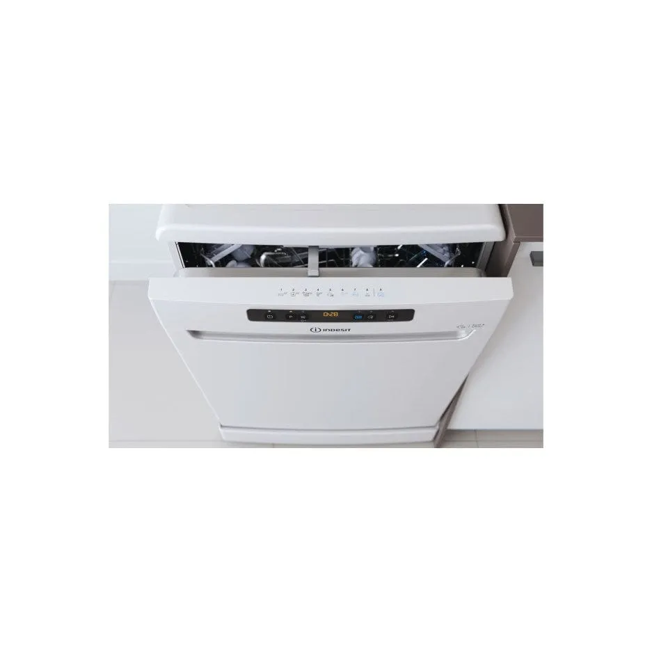 Indesit DFO3T133FUK 14 place settings Freetanding Dishwasher - White