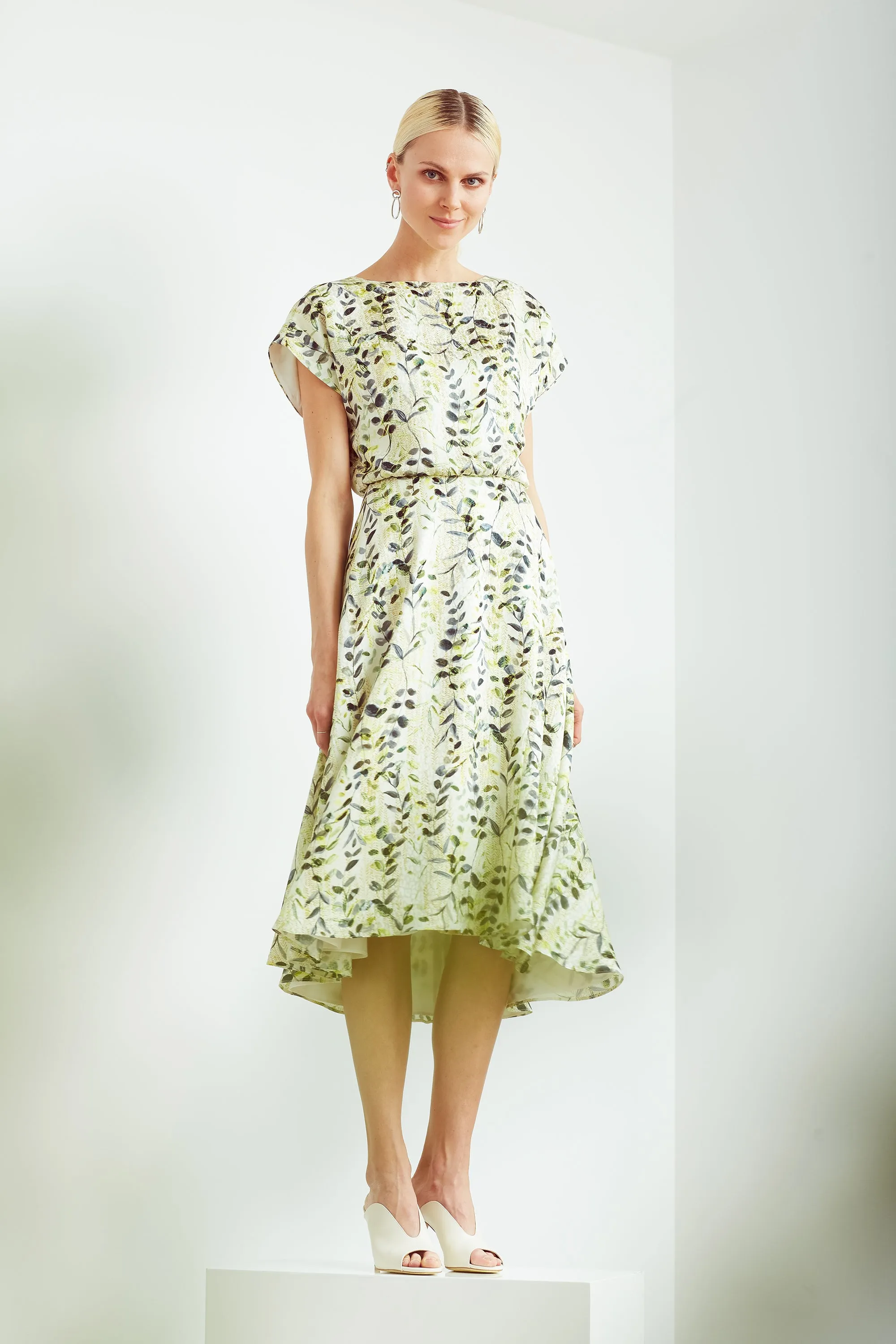 LEIBNITZIA OLIVE PATTERN SILK DRESS