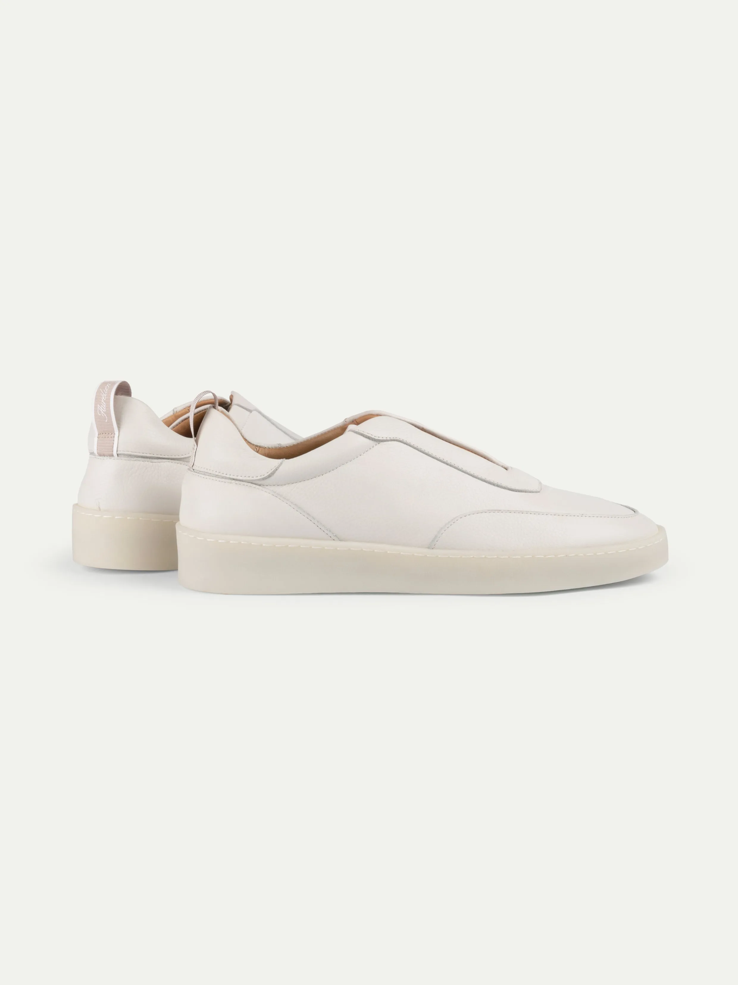 Off-white Leisure Sneaker