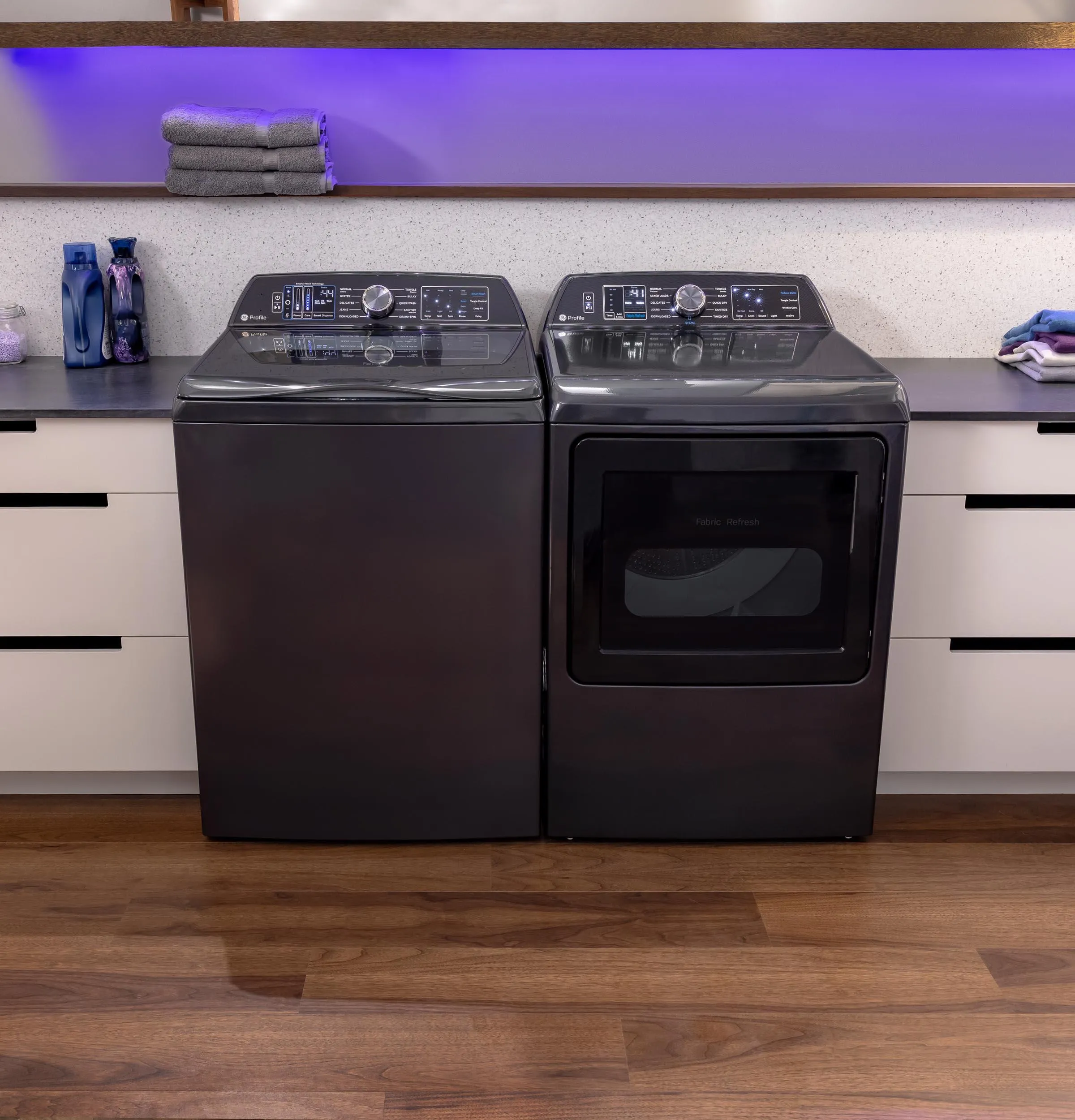 PTW900BPTDG GE Profile™ ENERGY STAR® 5.4 cu. ft. Capacity Washer with Smarter Wash Technology and FlexDispense™