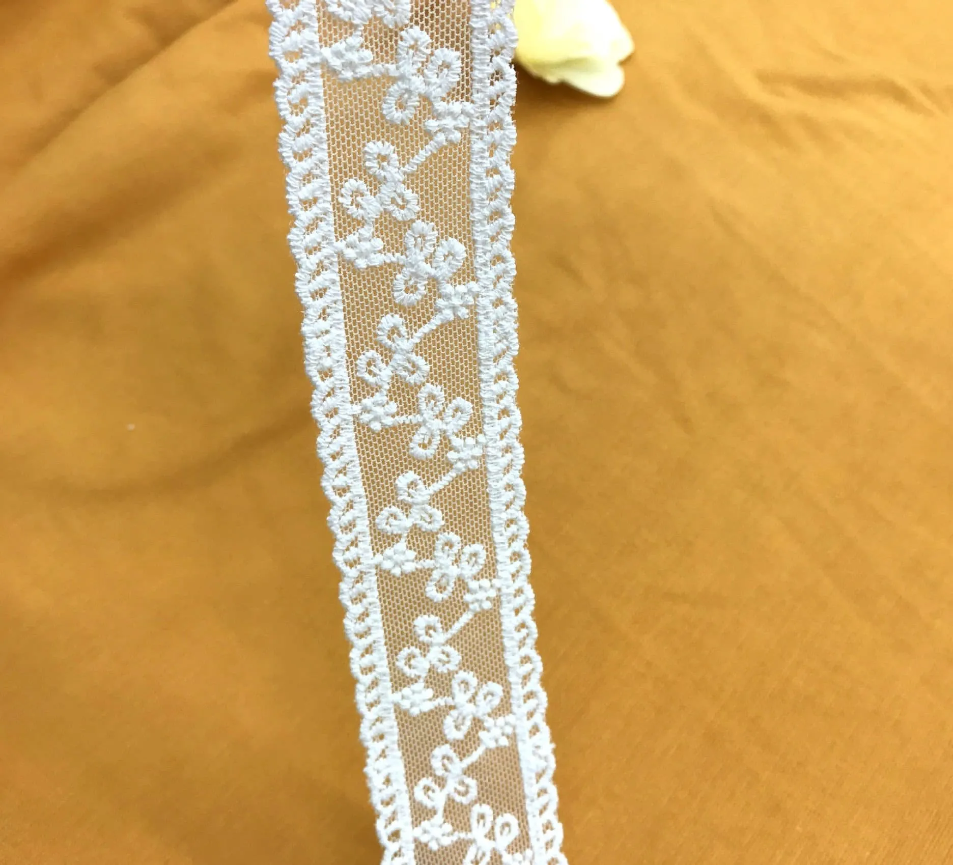 Soft Tulle Insertion Lace Trim Embroidered White 3cm Width Beautiful Netted Mesh Floral Motif Rose Wedding Sewing Decor Invitation Runner