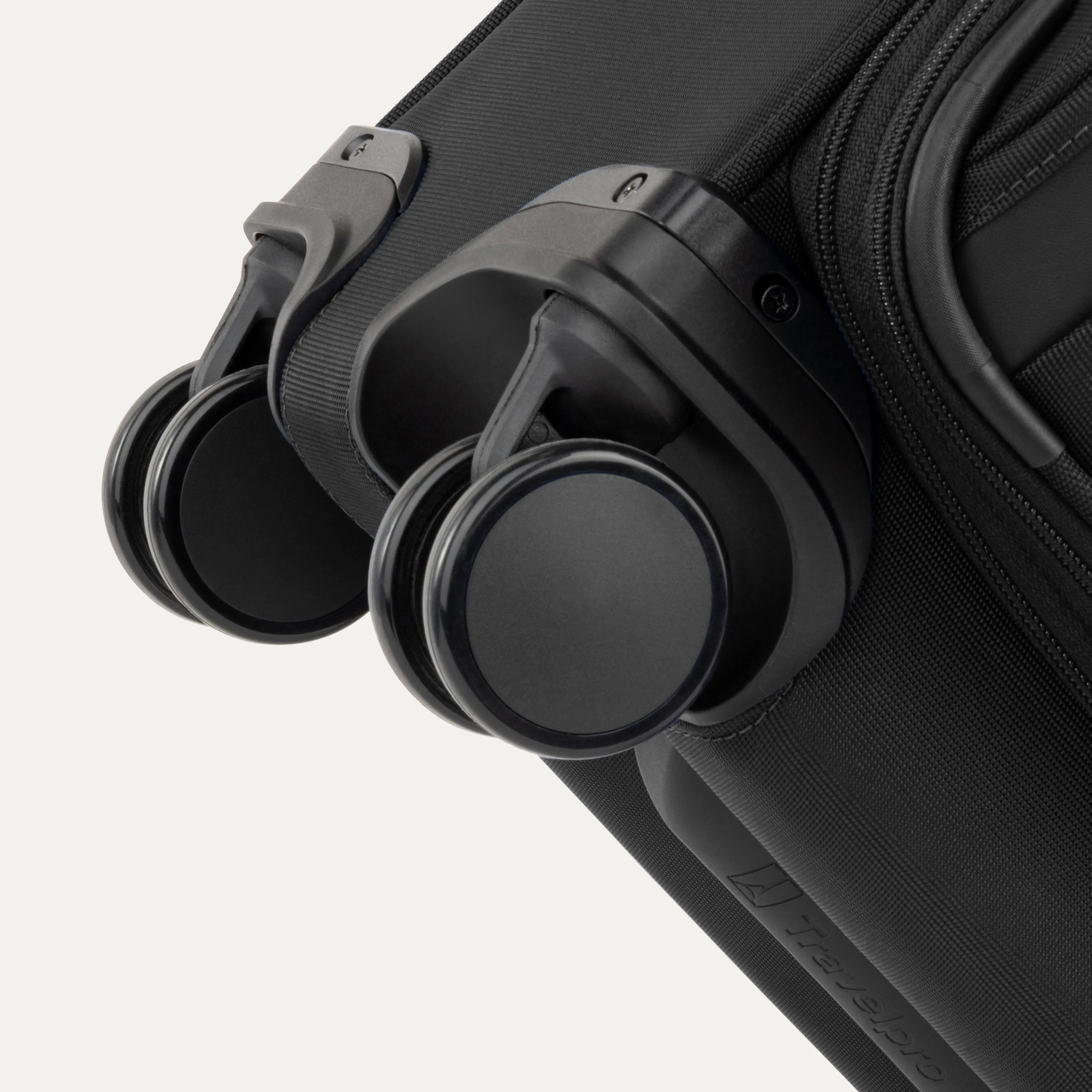 VersaPack®  Carry-On Spinner