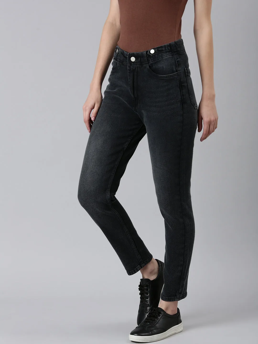 Women Charcoal Solid Regular Fit Denim Jeans