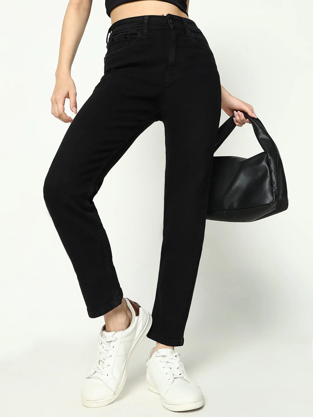 Women Solid Black Slim Fit Jeans